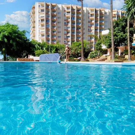 Sea View Haven: Mountain Retreat With Pool Apartment *