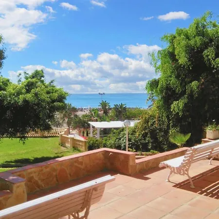 Sea View Haven: Mountain Retreat With Pool Apartment Benalmadena